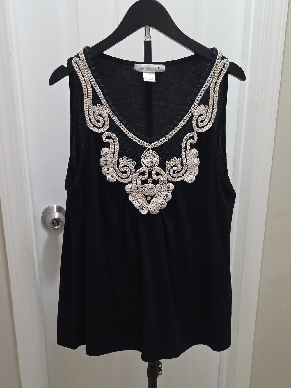 August Silk Black Beige  Embroidered Loose Fitting Scoop Neck Tank Top size L